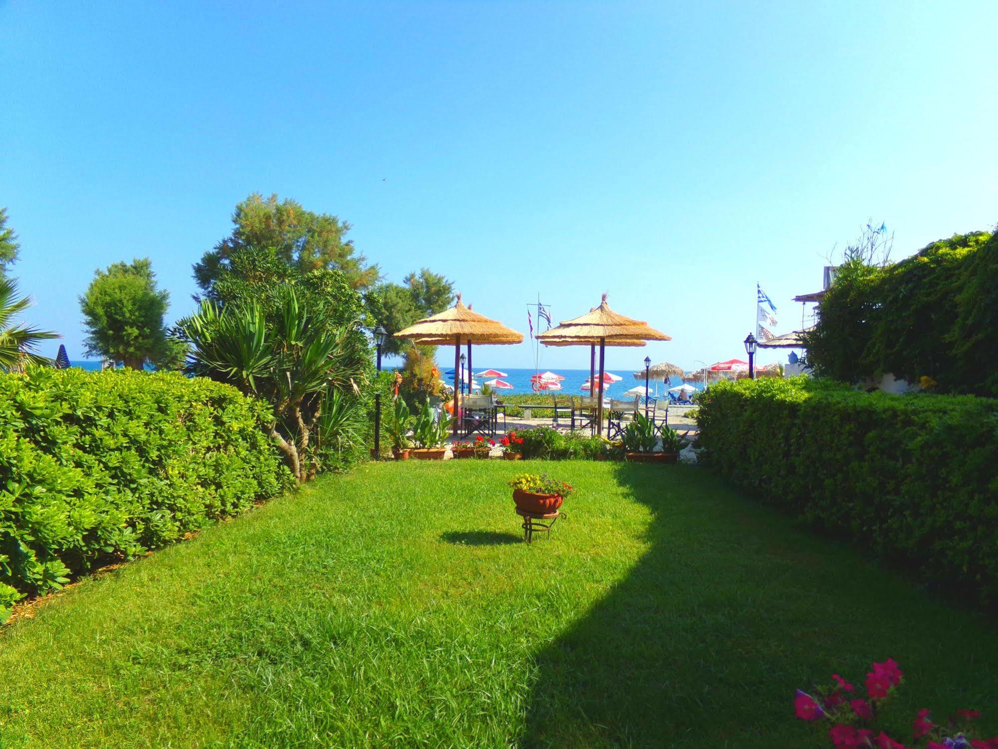 Katerina Seaside Studios Platanés Exterior foto